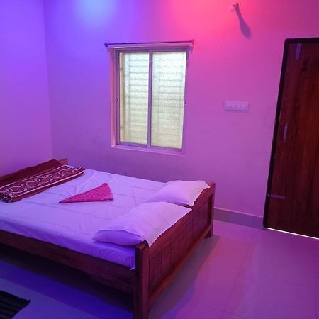 Hotel Dream Light ! Puri Esterno foto