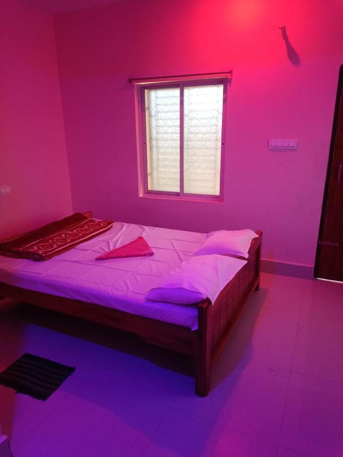Hotel Dream Light ! Puri Esterno foto